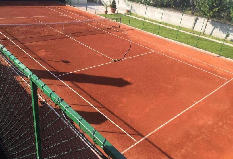 تختخواب و صبحانه Garden House