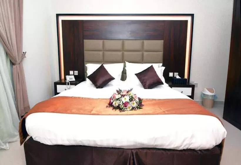 هتل Your Home Apartment