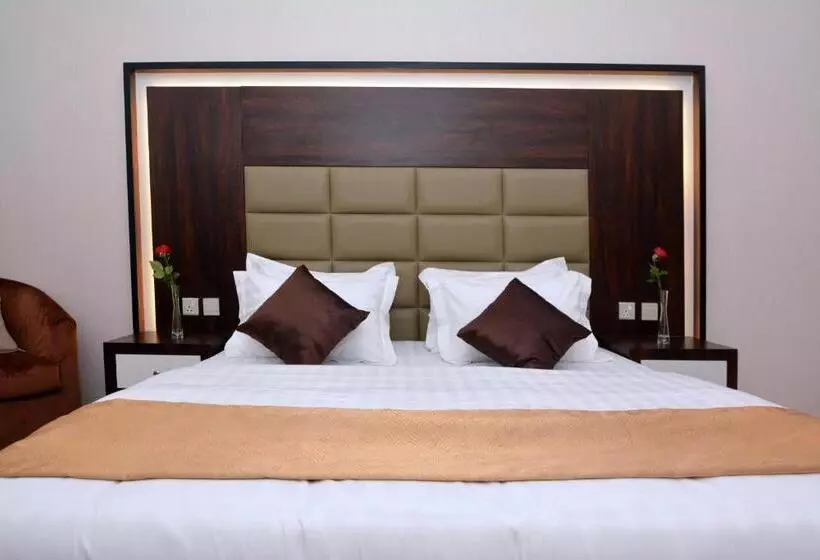 هتل Your Home Apartment