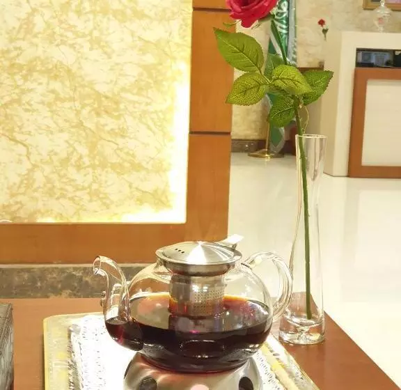 هتل Your Home Apartment