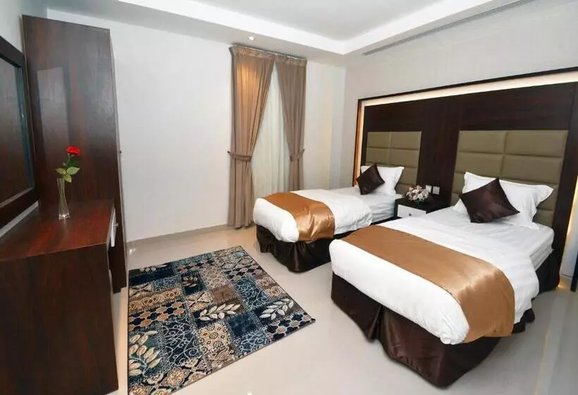 هتل Your Home Apartment