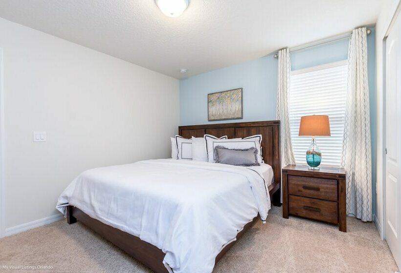 1631la Luxury 6 Bed Villa With Pool & Spa