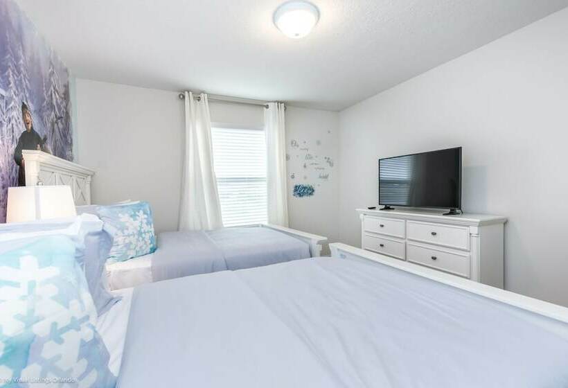 1631la Luxury 6 Bed Villa With Pool & Spa