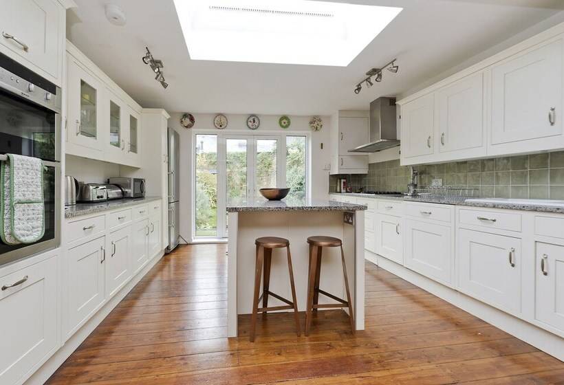 Fulham 4 Bed House & Garden Near Tube