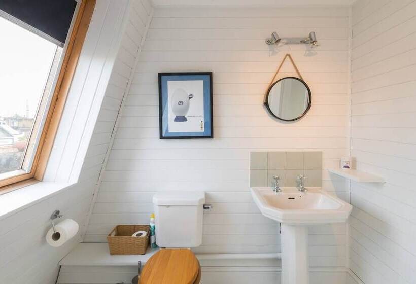 Fulham 4 Bed House & Garden Near Tube