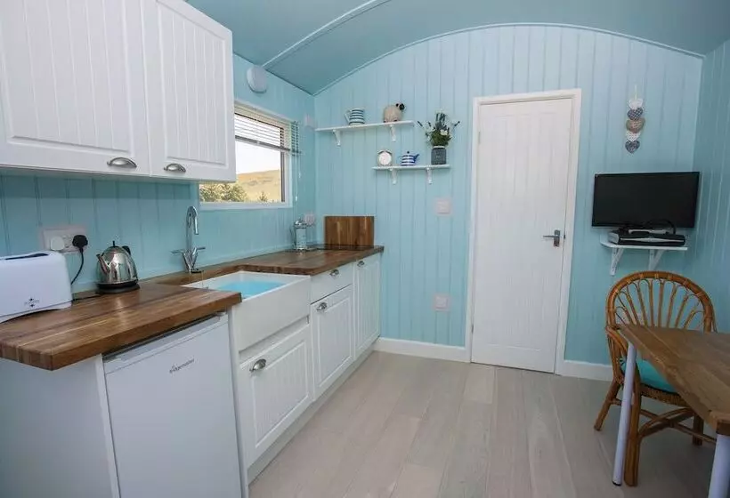 هتل The Shepherd S Hut