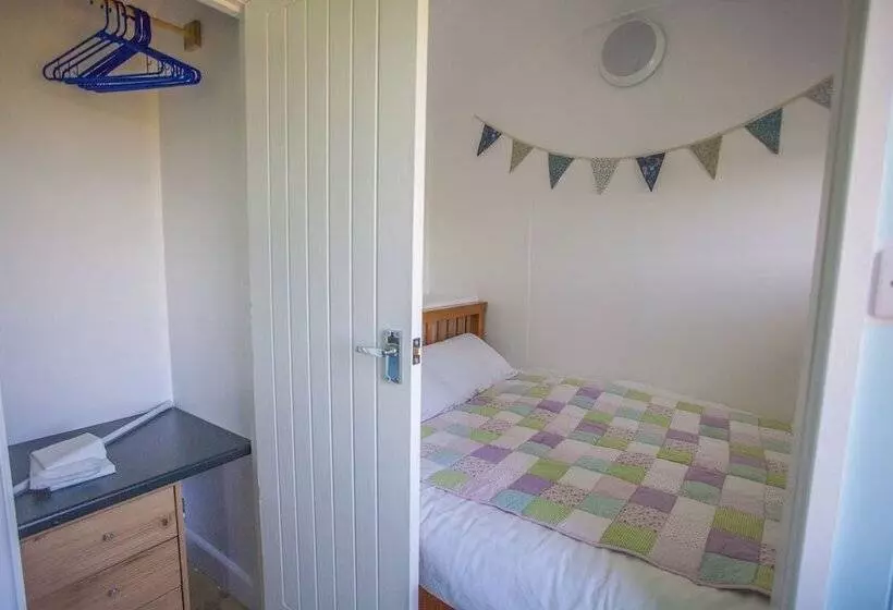 هتل The Shepherd S Hut