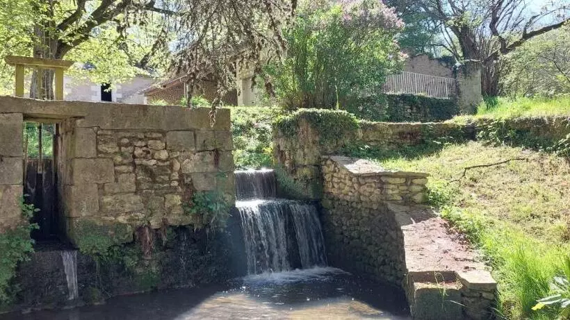 Le Moulin Du Mesnil
