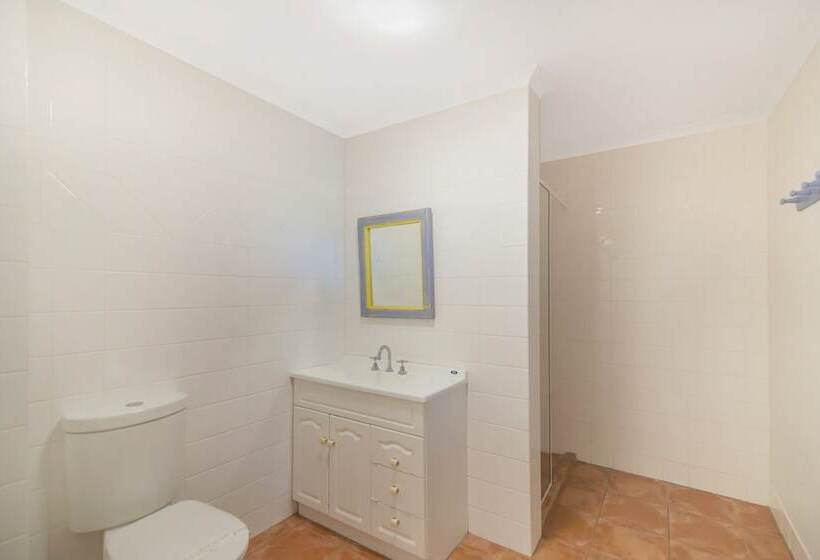 Peregian Beach House   2/22 Avocet Parade