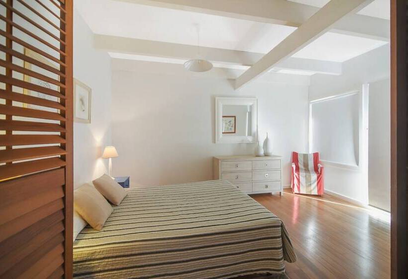 Peregian Beach House   2/22 Avocet Parade