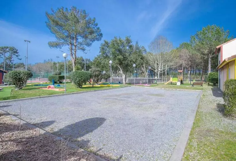 استراحتگاه Vacancéole   Les Villas Du Lac