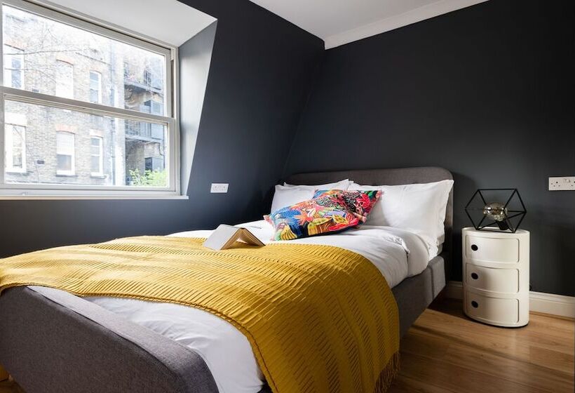 The Kensington Palace Mews   Bright & Modern 6bdr House With Parking Space