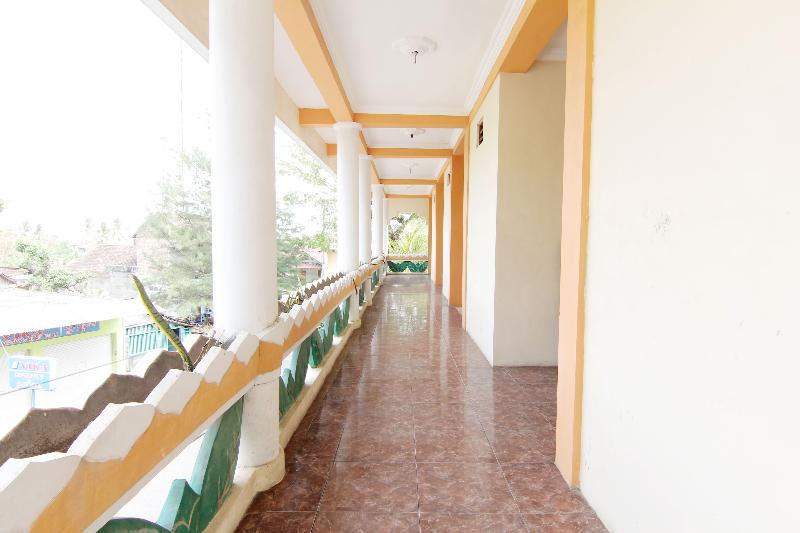 بنسيون Gandung