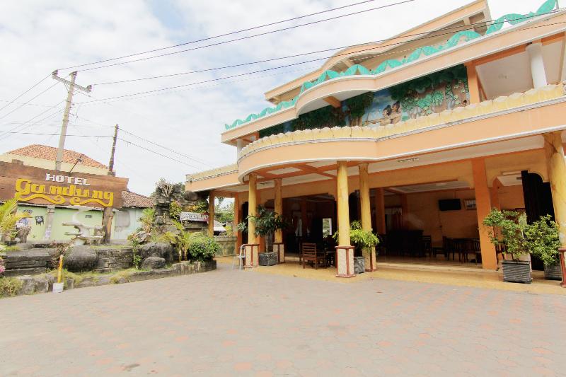 بنسيون Gandung