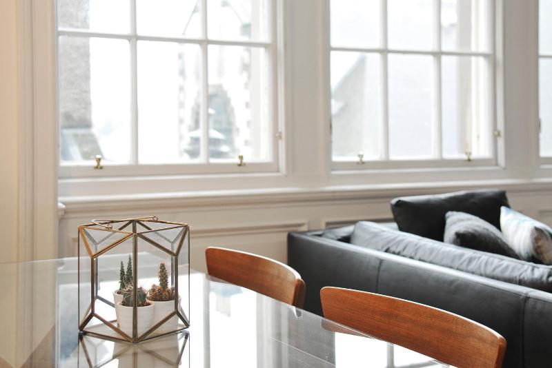 Linton Collection 28 North Bridge