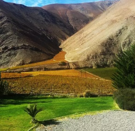 Aamiaismajoitus (B&B) Refugio Misterios Del Elqui