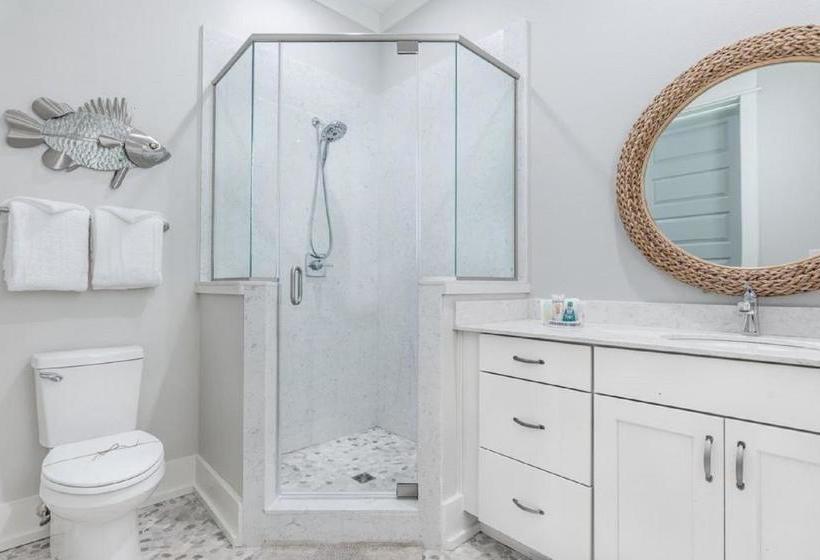 Exclusive Stays In Cadiz