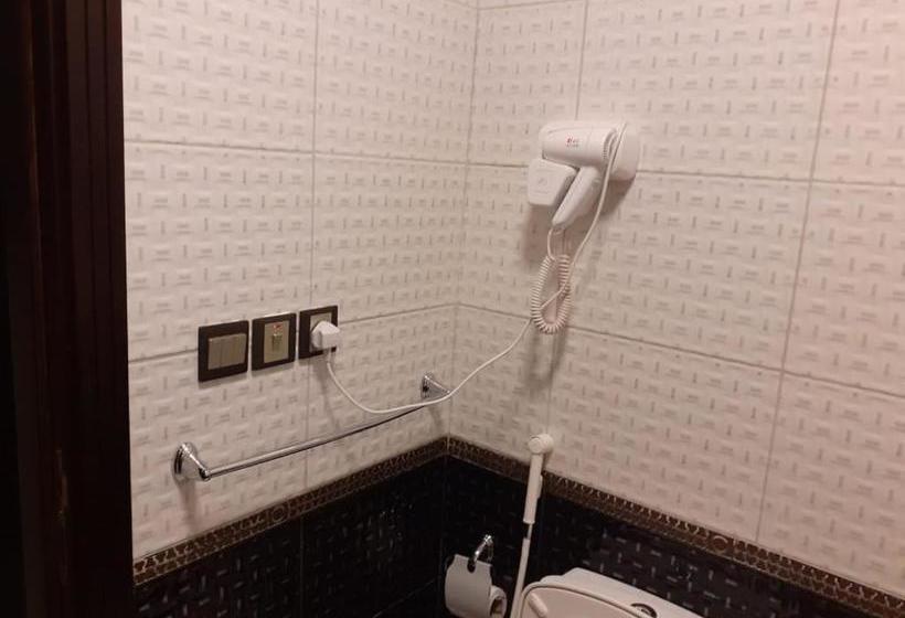 فندق المختارون بلازا