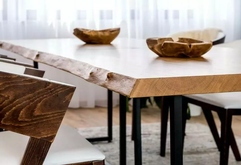 Hotelli Apartmánový Dům U Tomana