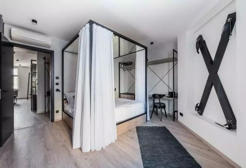 Hotelli Apartmánový Dům U Tomana