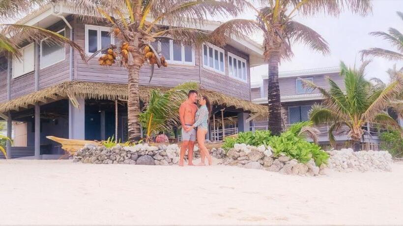 هتل Ocean Escape Resort & Spa