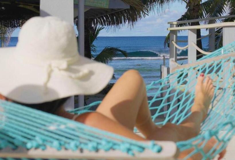 هتل Ocean Escape Resort & Spa