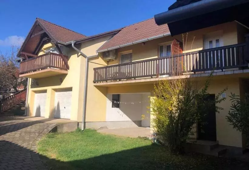 Lucky Villa