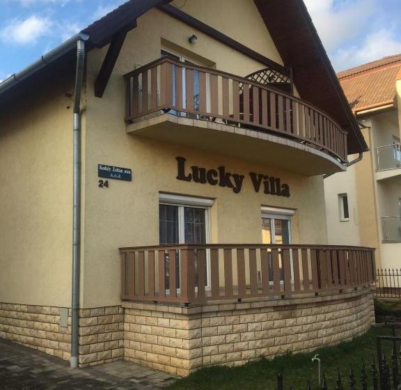 Lucky Villa