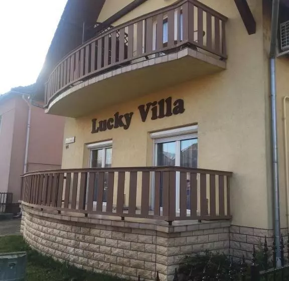 Lucky Villa