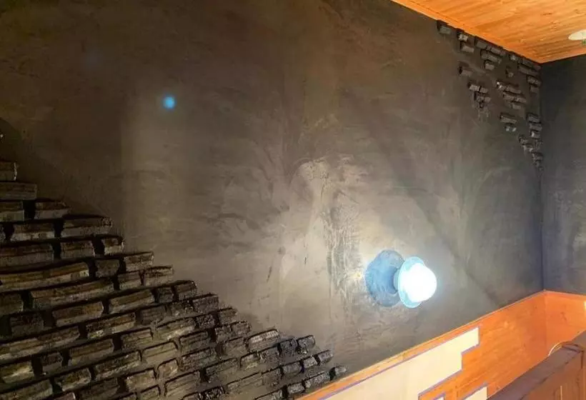 پانسیون Ninjaart Furano Cottage