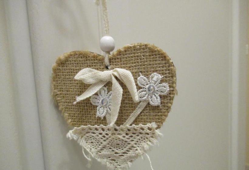 تختخواب و صبحانه City Life Pompeii  Suite Queen Deluxe