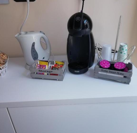 تختخواب و صبحانه City Life Pompeii  Suite Queen Deluxe