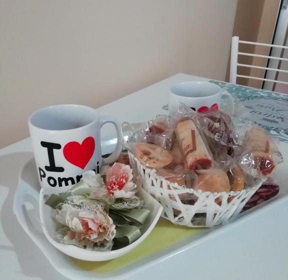 تختخواب و صبحانه City Life Pompeii  Suite Queen Deluxe