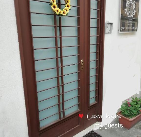 تختخواب و صبحانه City Life Pompeii  Suite Queen Deluxe