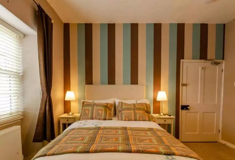 Aamiaismajoitus (B&B) Pinfold House