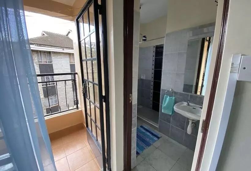 تختخواب و صبحانه Takdiri Home