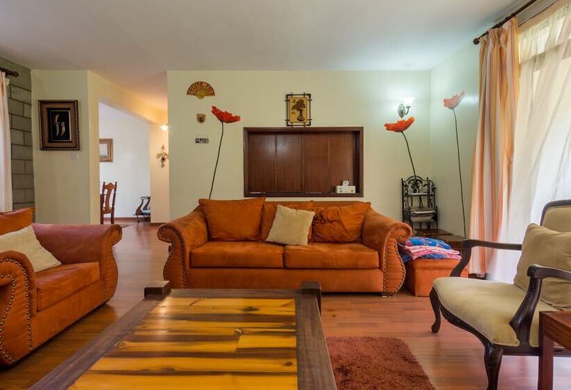 تختخواب و صبحانه Takdiri Home