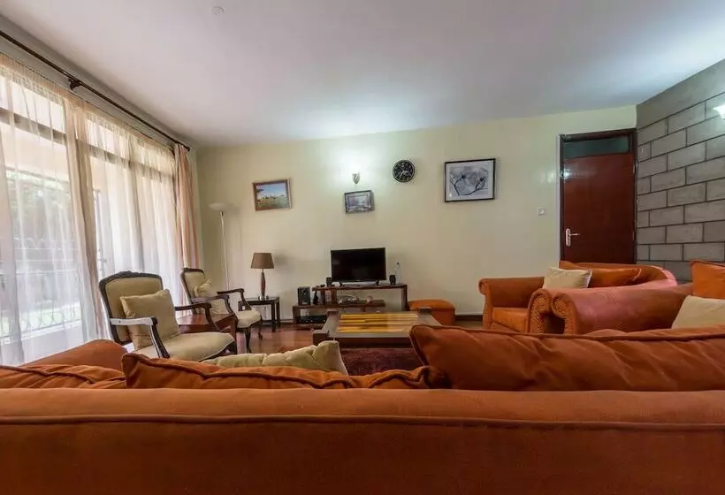تختخواب و صبحانه Takdiri Home