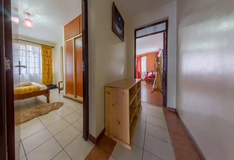 تختخواب و صبحانه Takdiri Home