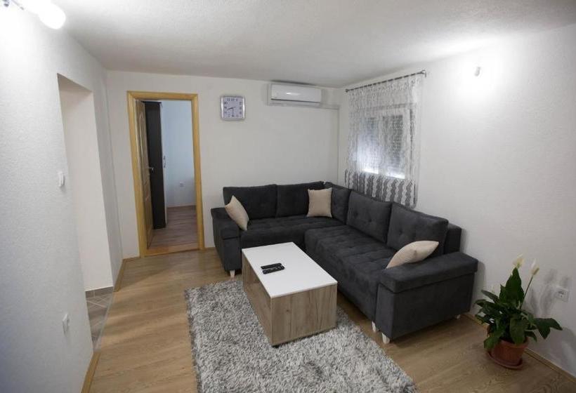 پانسیون Apartman Miloš
