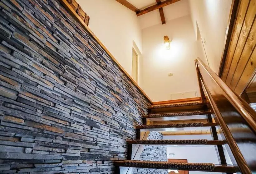 ペンション Casa Eli