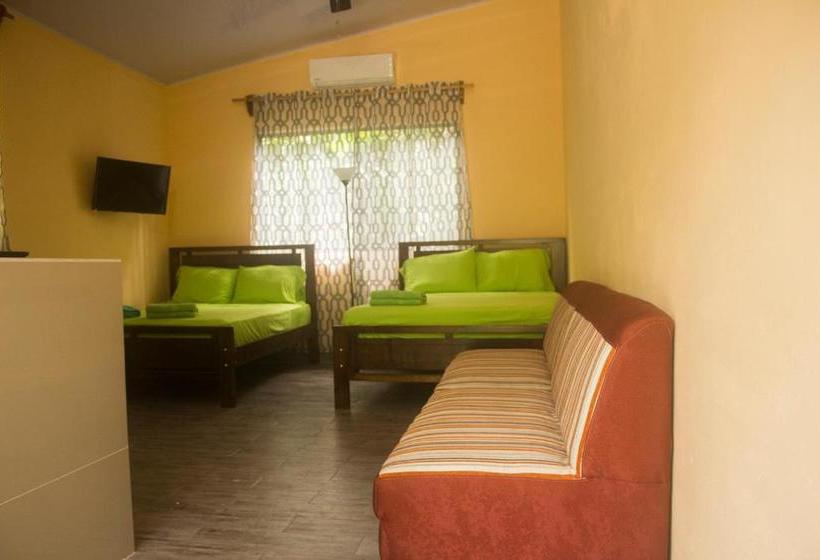 پانسیون Casa Tucanes