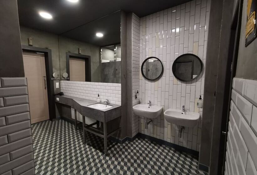 پانسیون K43 Rooms