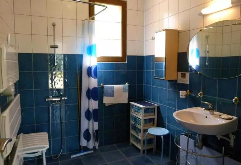 Majatalo Au Milieu De Nulle Part Chambres D Hotes Au Lac Du Der