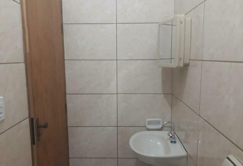 پانسیون Suites Montanha Das Letras