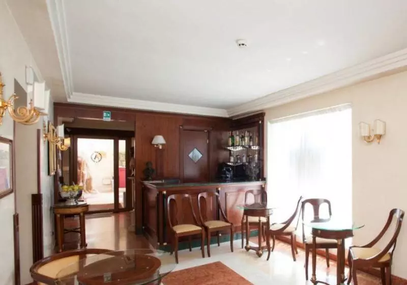 בית מלון כפרי Aurelius Art Gallery