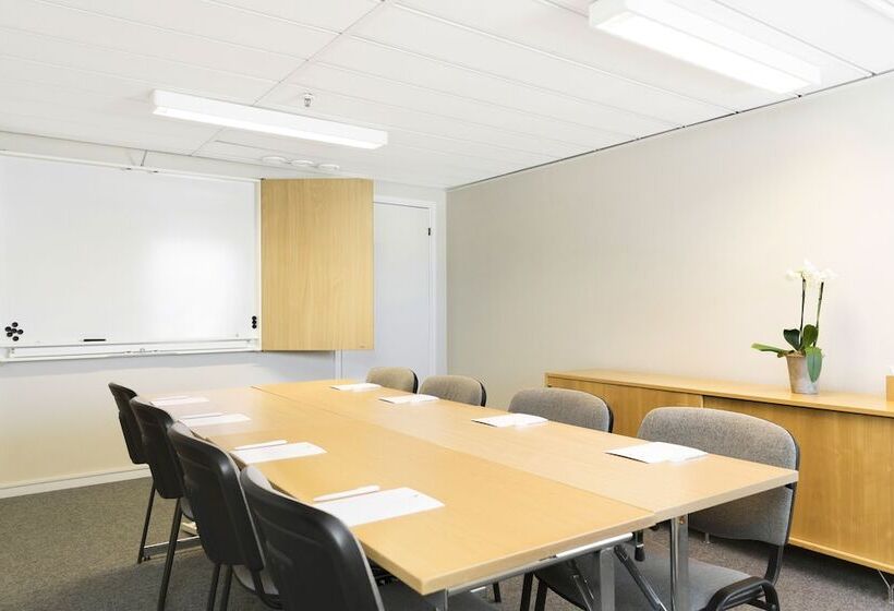 Отель Good Morning+ Göteborg City