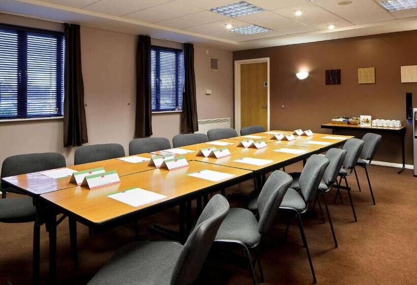 هتل Ibis Bradford Shipley