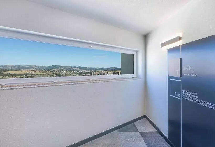 酒店 Ibis Bragança