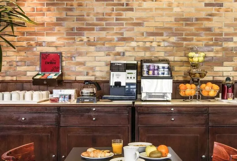 酒店 Ibis Bragança